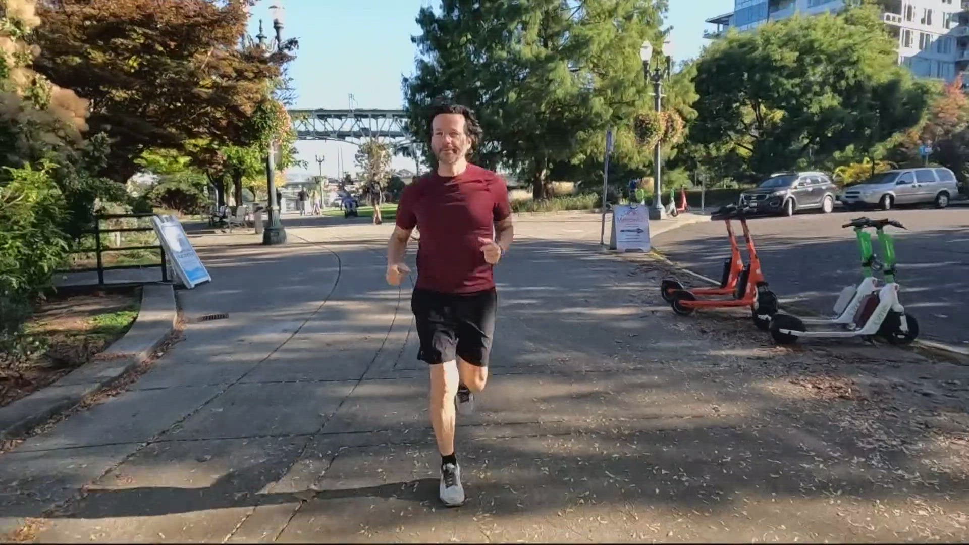 OHSU is the first in the national to use a leading-edge knee repair technique to treat osteoarthritis in the knee, so Thomas Proctor is hitting the pavement again.